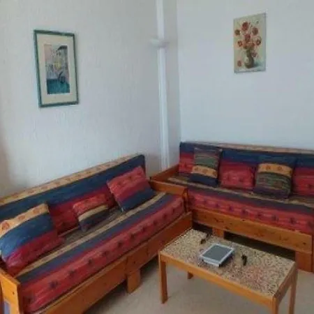 Des Iles Apartment *